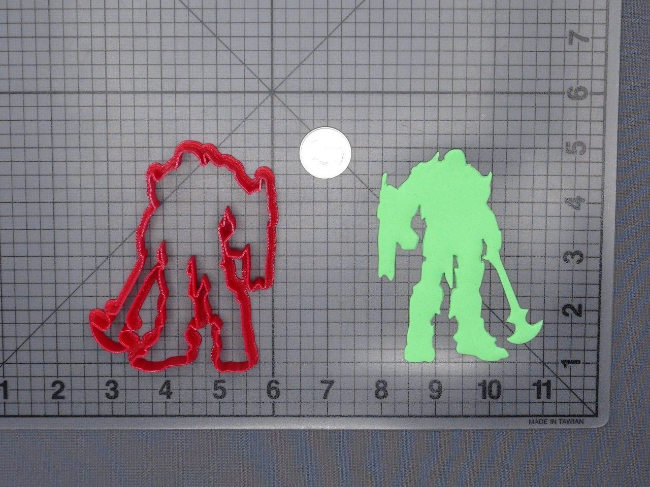 Transformers - Megatron Body 266-F246 Cookie Cutter Silhouette