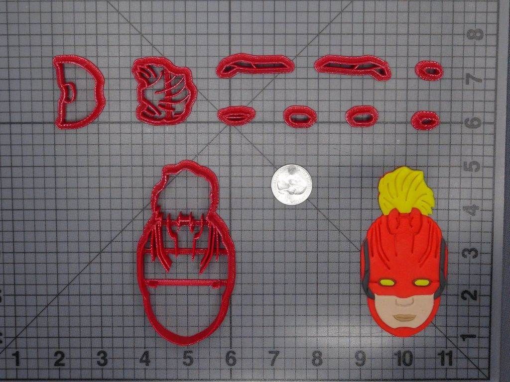 Captain Marvel Head 266-F661 Cookie Cutter Set