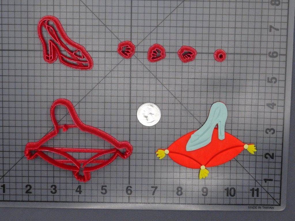 Cinderella - Glass Slipper on Pillow 266-F593 Cookie Cutter Set