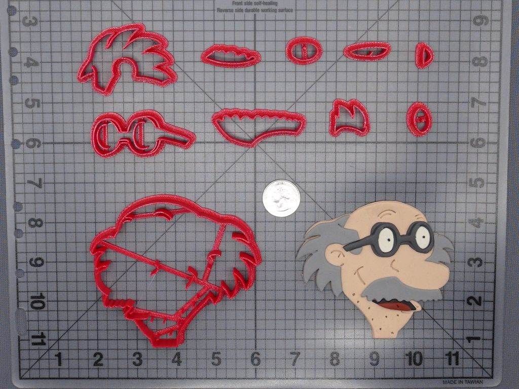 Rugrats - Grandpa Lou Head 266-F223 Cookie Cutter Set