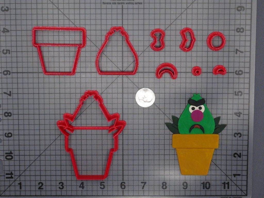 Sesame Street - Stinky Plant 266-F554 Cookie Cutter Set