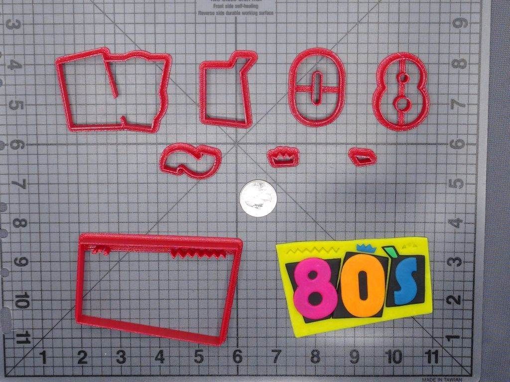 80s 266-G028 Cookie Cutter Set
