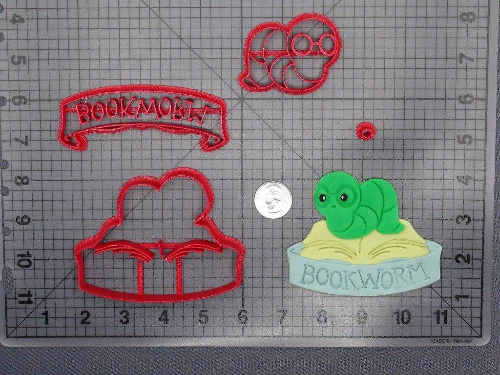 Bookworm 266-D997 Cookie Cutter Set