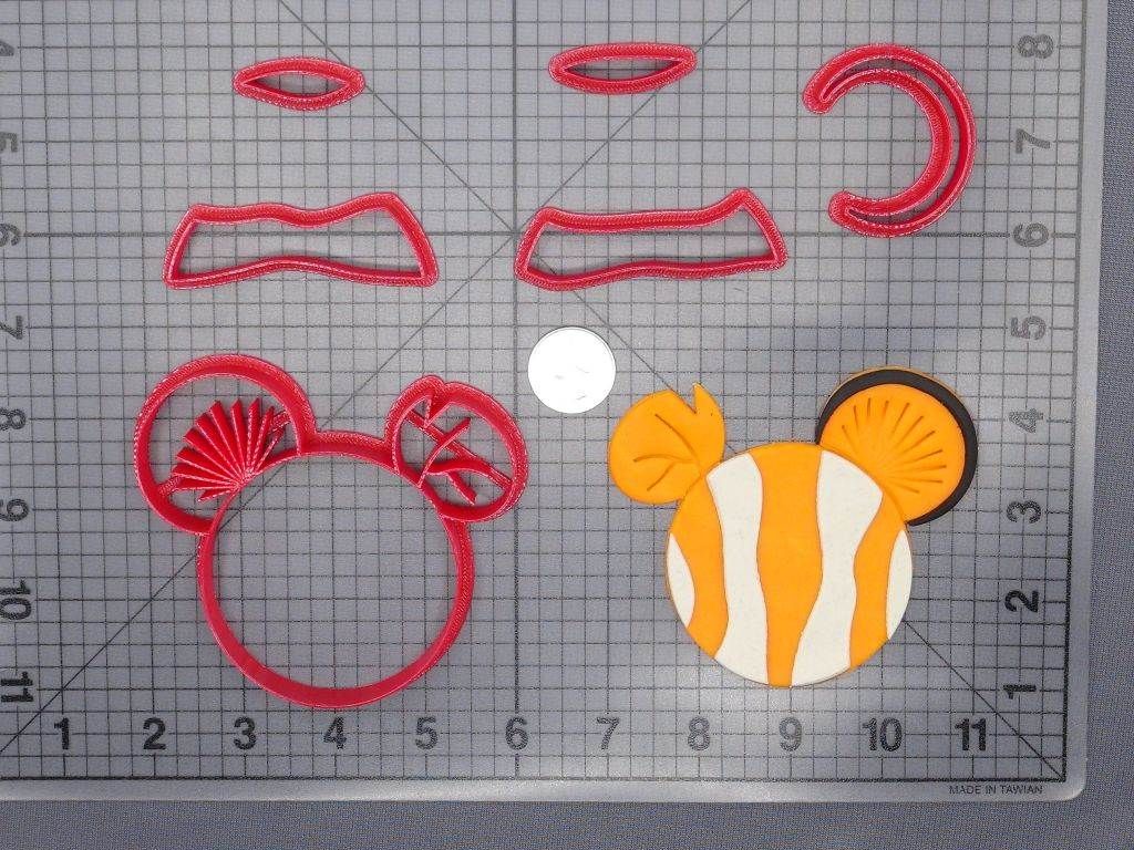 Disney Ears - Finding Nemo - Nemo 266-F696 Cookie Cutter Set