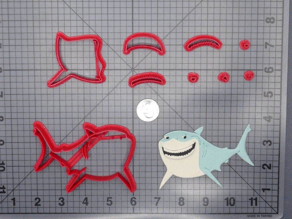 Finding Nemo - Bruce Shark 266-G057 Cookie Cutter Set