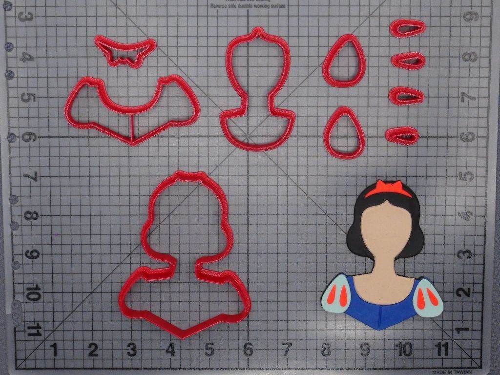 Snow White 266-F791 Cookie Cutter Set