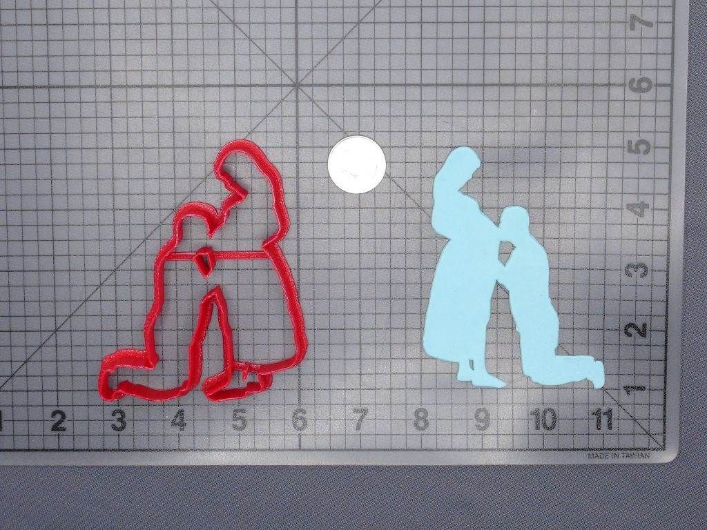 Pregnant Couple 266-G322 Cookie Cutter