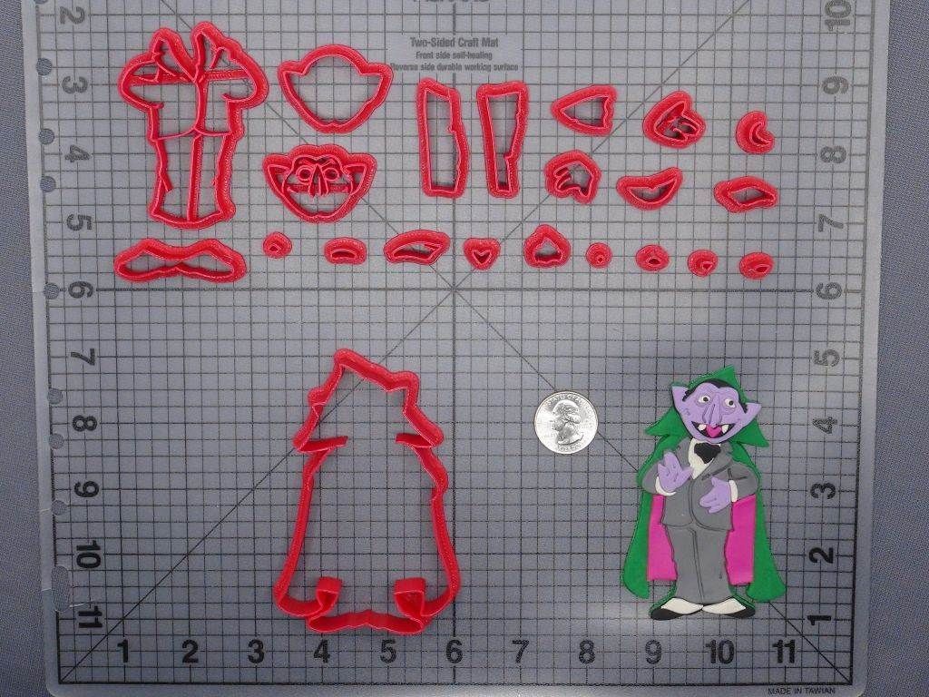 Sesame Street - Count Von Count Body 266-G264 Cookie Cutter Set