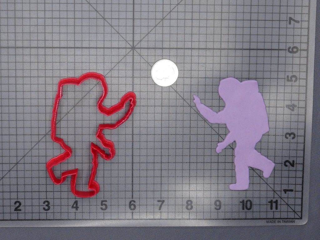 Astronaut 266-G531 Cookie Cutter Silhouette