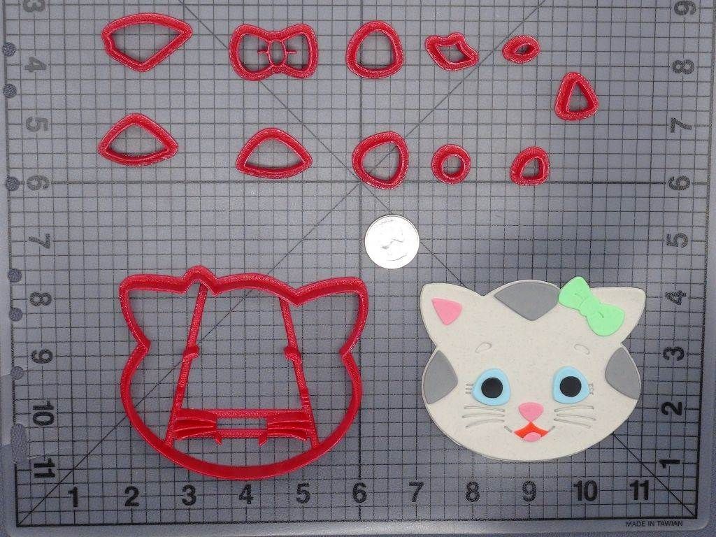 Daniel Tiger - Katerina Cat Head 266-G516 Cookie Cutter Set