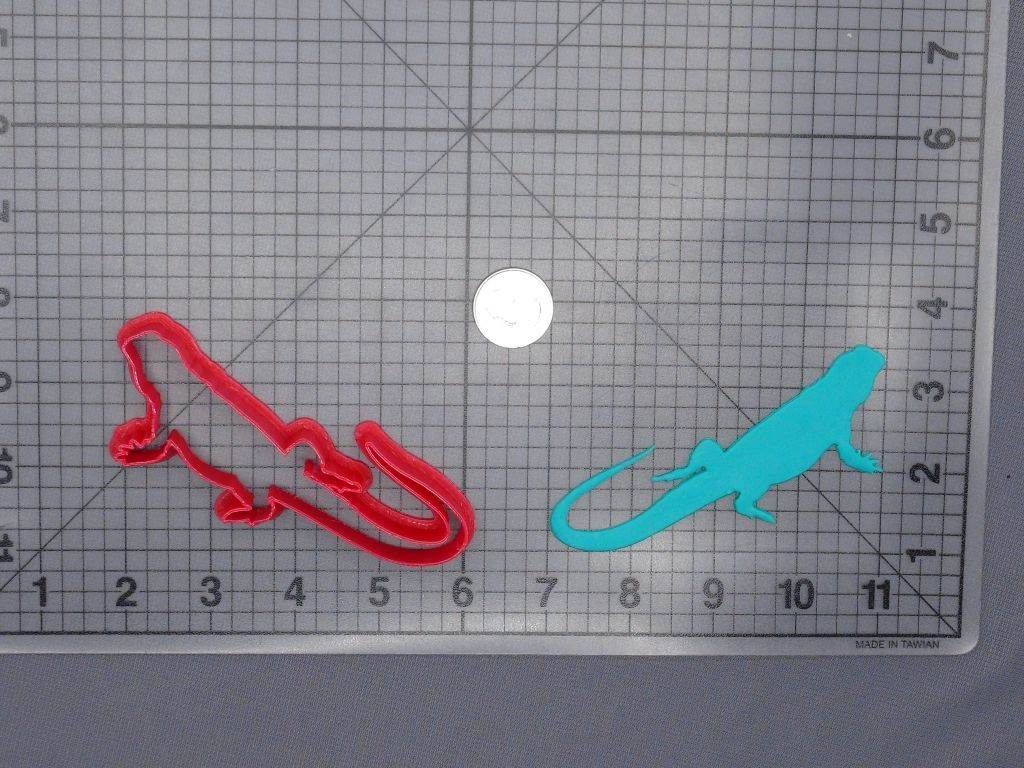 Lizard 266-G635 Cookie Cutter Silhouette
