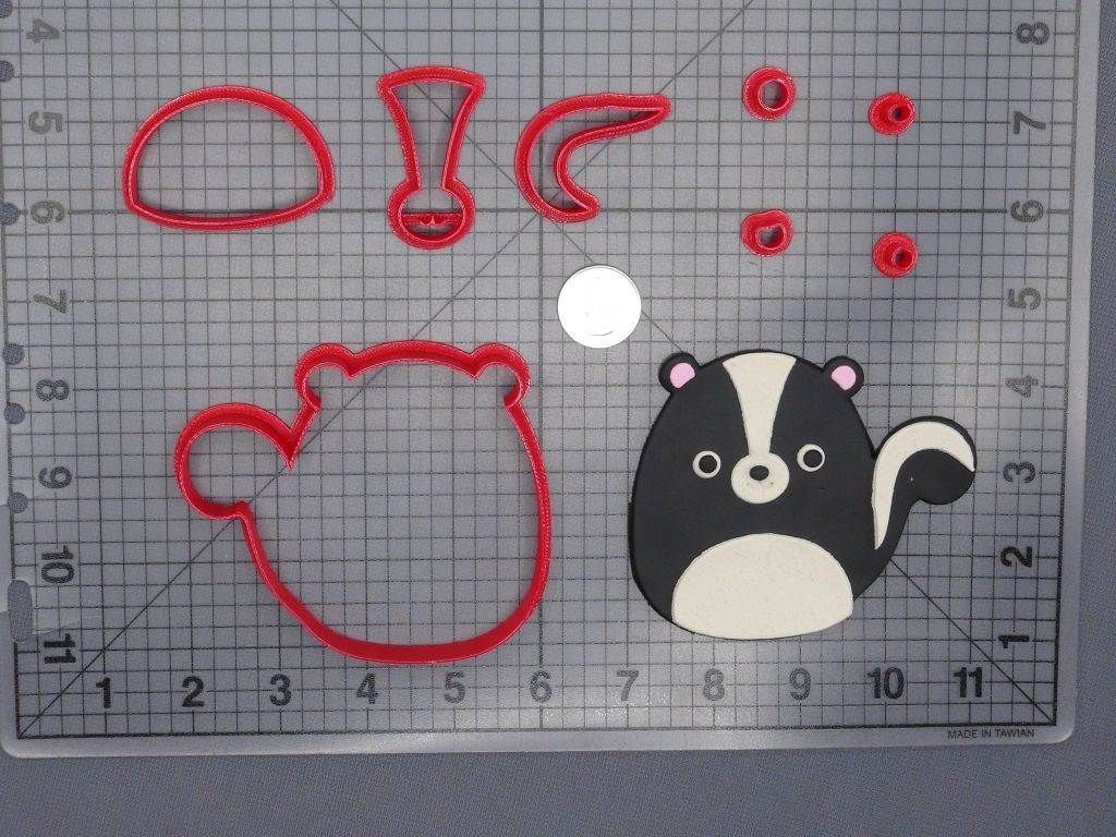 Squishmallow - Selma Skunk 266-G649 Cookie Cutter Set