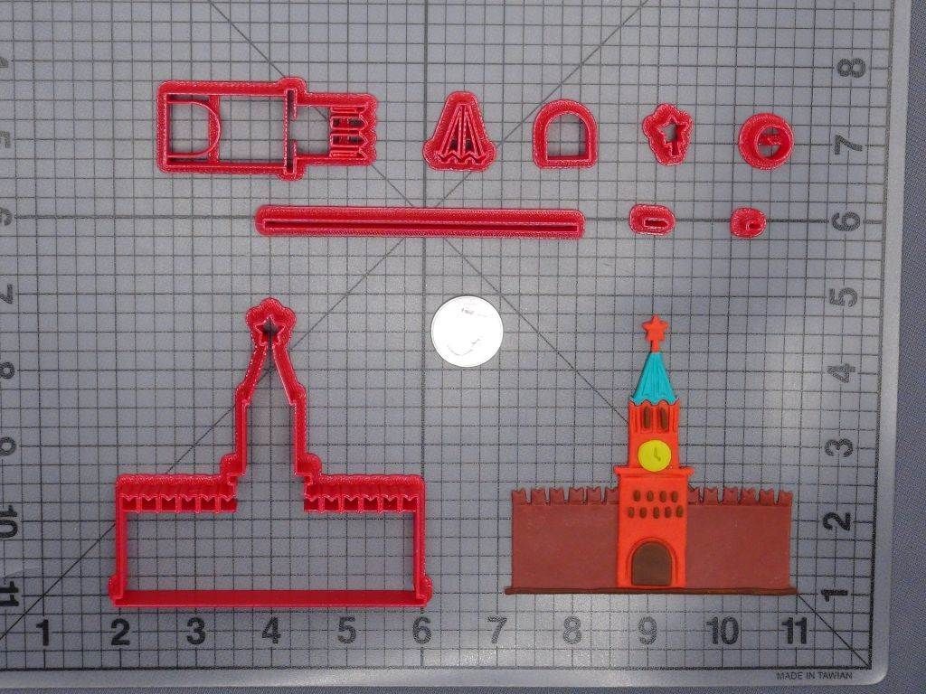Kremlin Moscow Russia 266-F927 Cookie Cutter Set