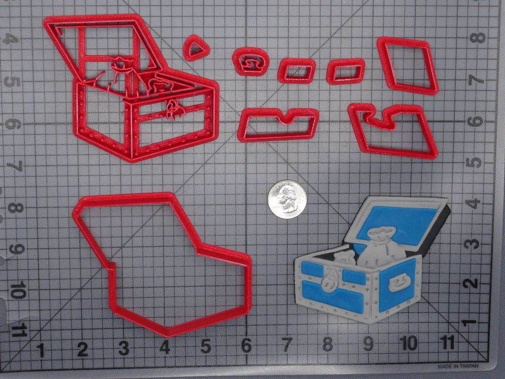 Monopoly - Treasure Chest 266-G381 Cookie Cutter Set