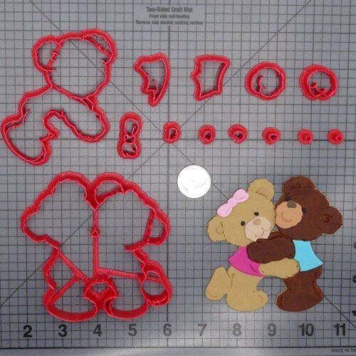 Teddy Bears Hugging 266-G840 Cookie Cutter Set