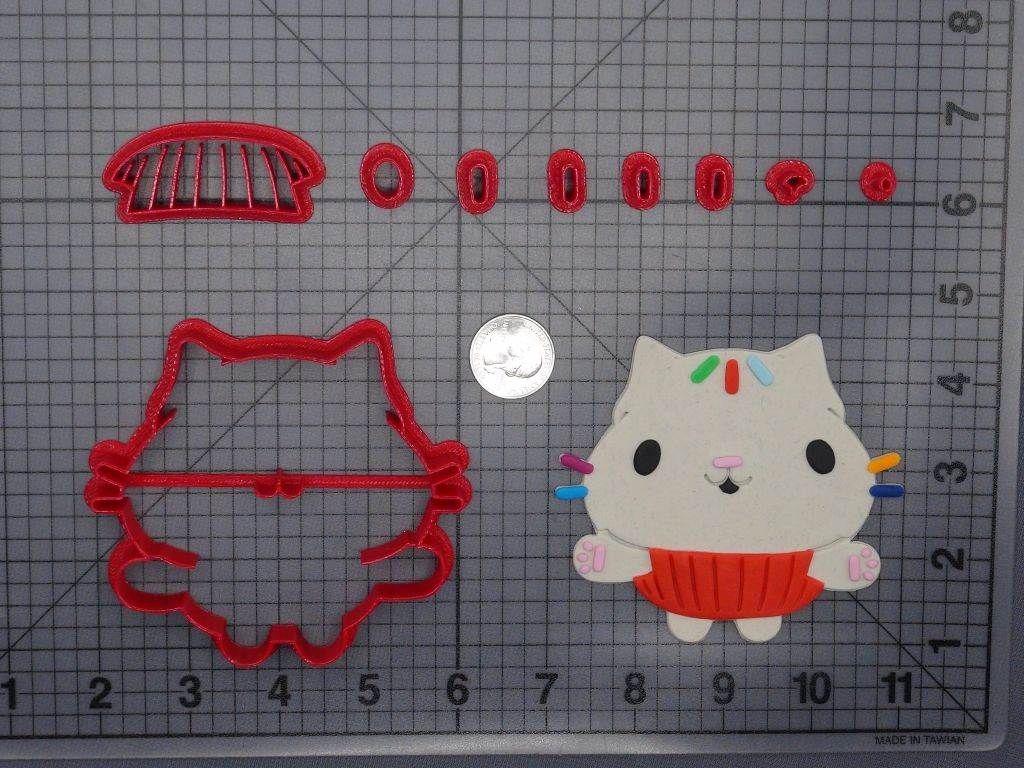 Gabbys Dollhouse - Cakey Body 266-H288 Cookie Cutter Set