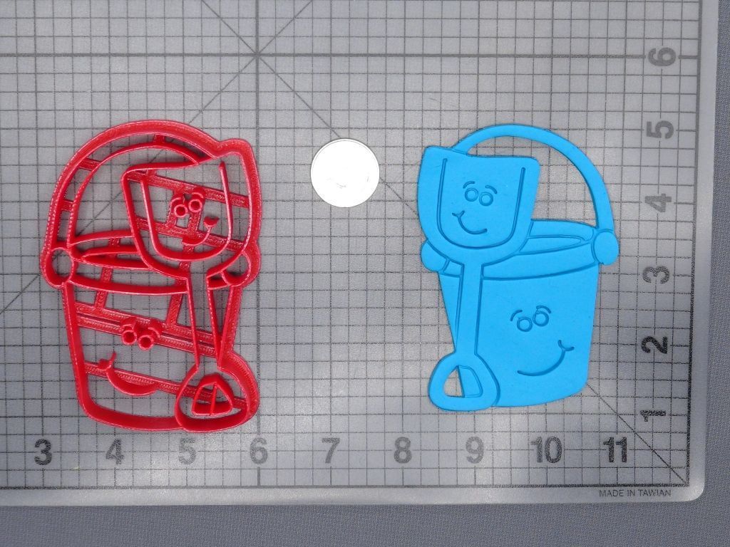 Blues Clues - Pail and Shovel 266-H044 Cookie Cutter