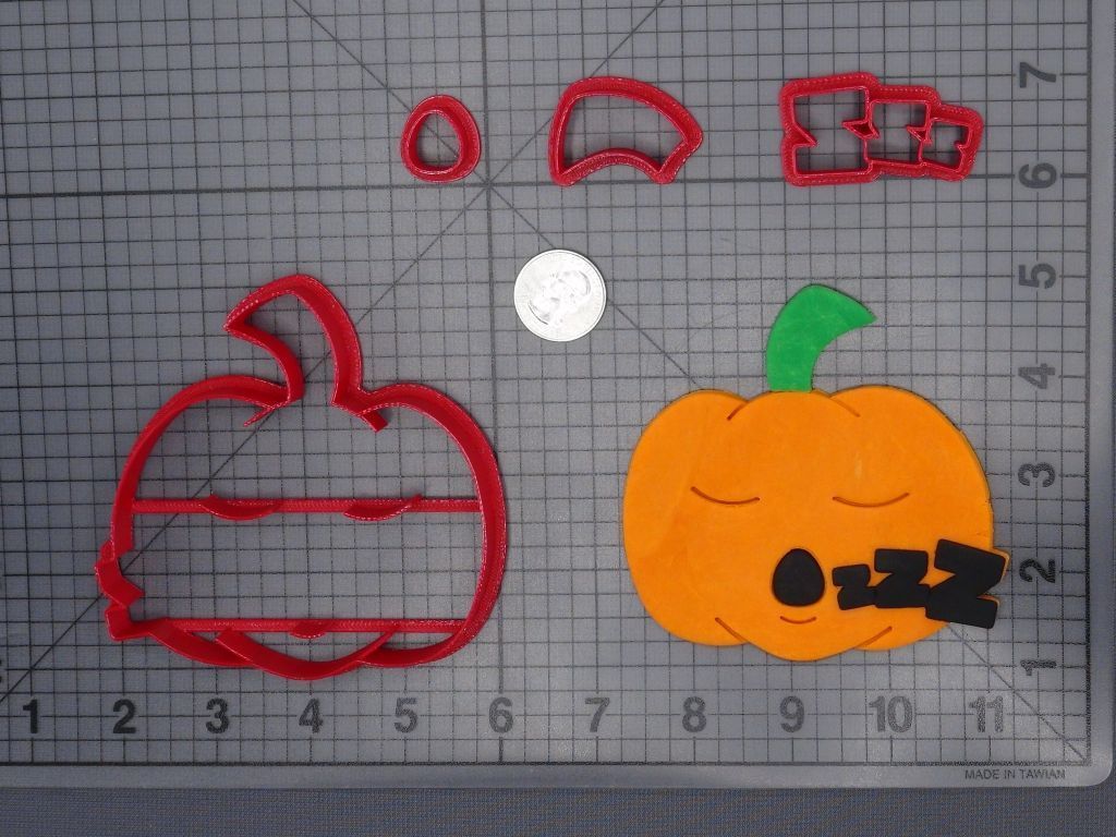 Halloween - Jack O Lantern Sleeping 266-H507 Cookie Cutter Set