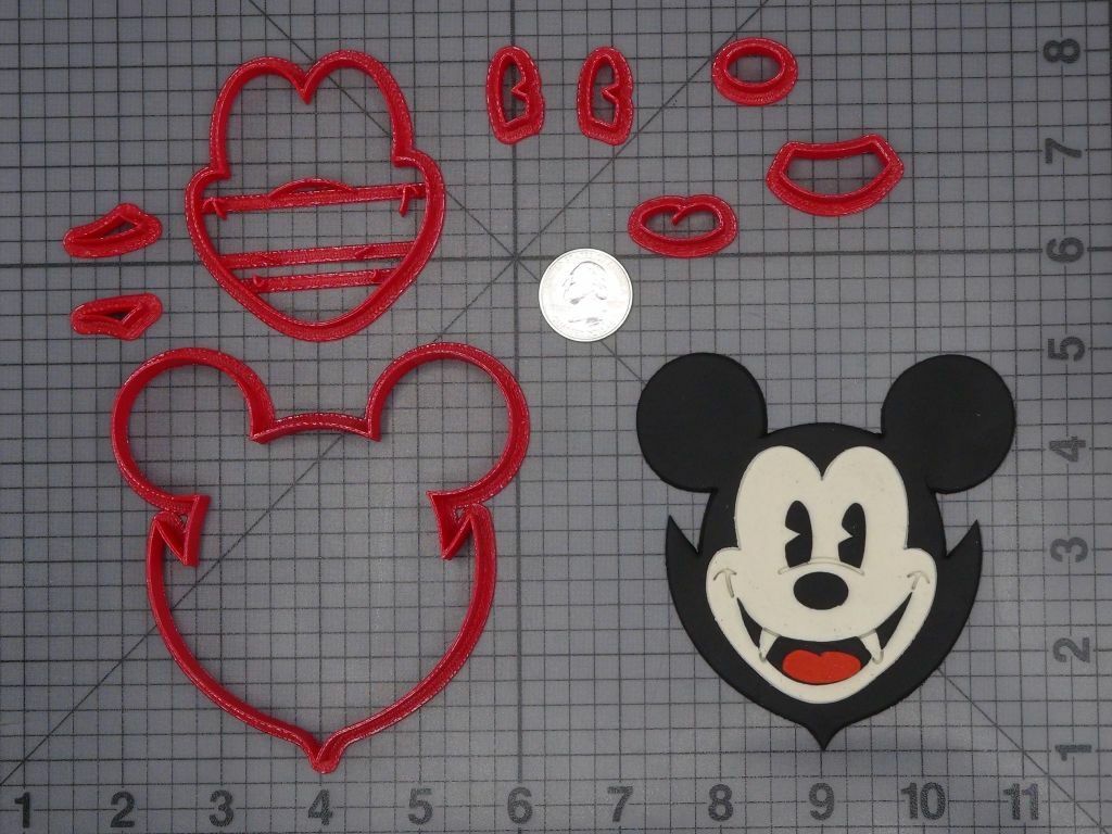 Halloween - Mickey Mouse Vampire Head 266-H518 Cookie Cutter Set