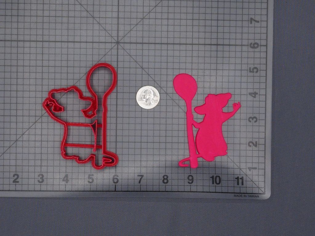 Ratatouille - Remy with Spoon 266-H144 Cookie Cutter