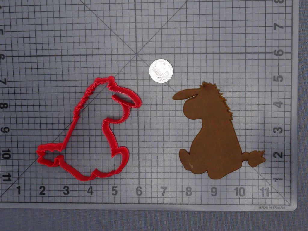 Winnie the Pooh - Eeyore Body 266-G950 Cookie Cutter Silhouette