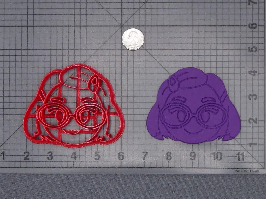 Disney Emoji - Turning Red - Meilin Head 266-H743 Cookie Cutter