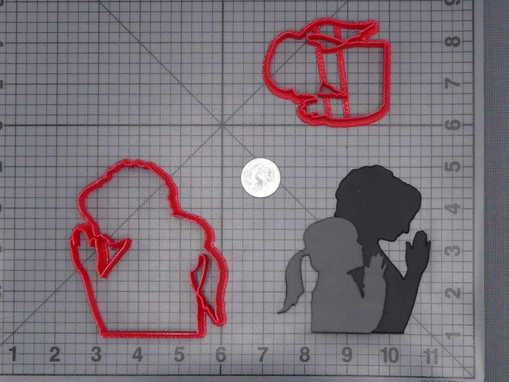 Mom and Daughter Praying 266-I278 Cookie Cutter Set