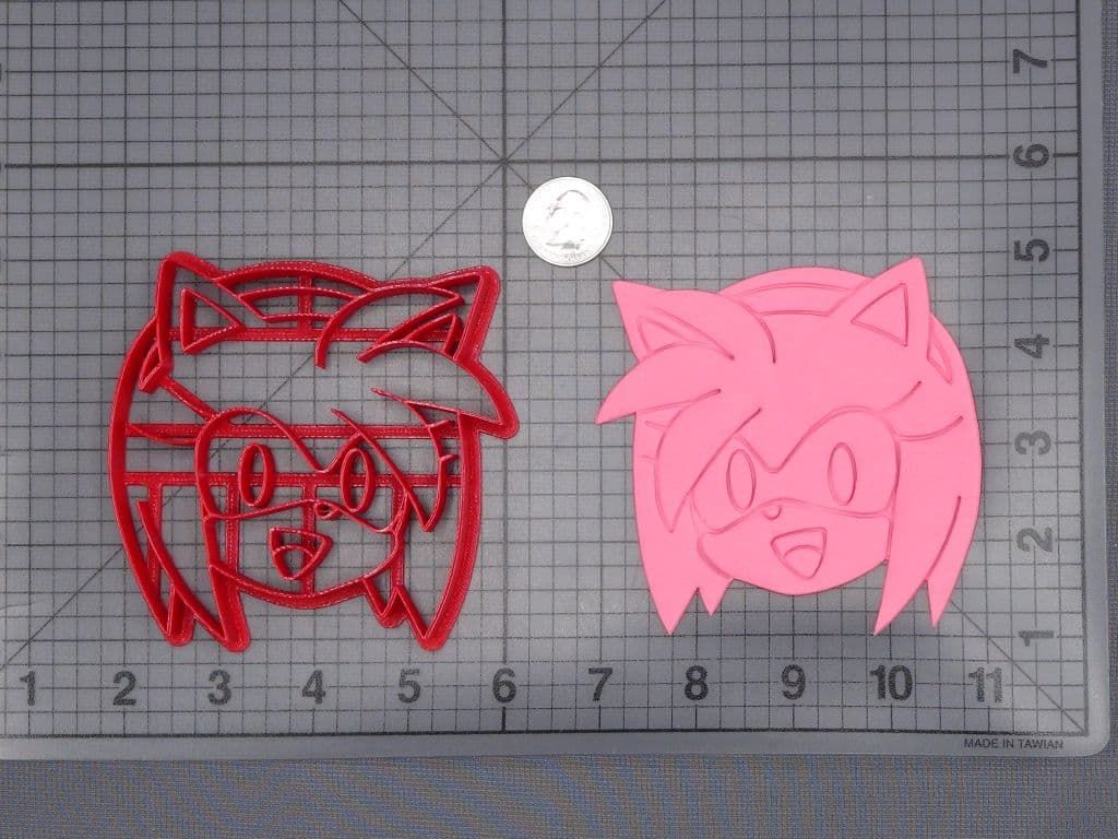 Sonic the Hedgehog - Amy Rose Head 266-I624 Cookie Cutter
