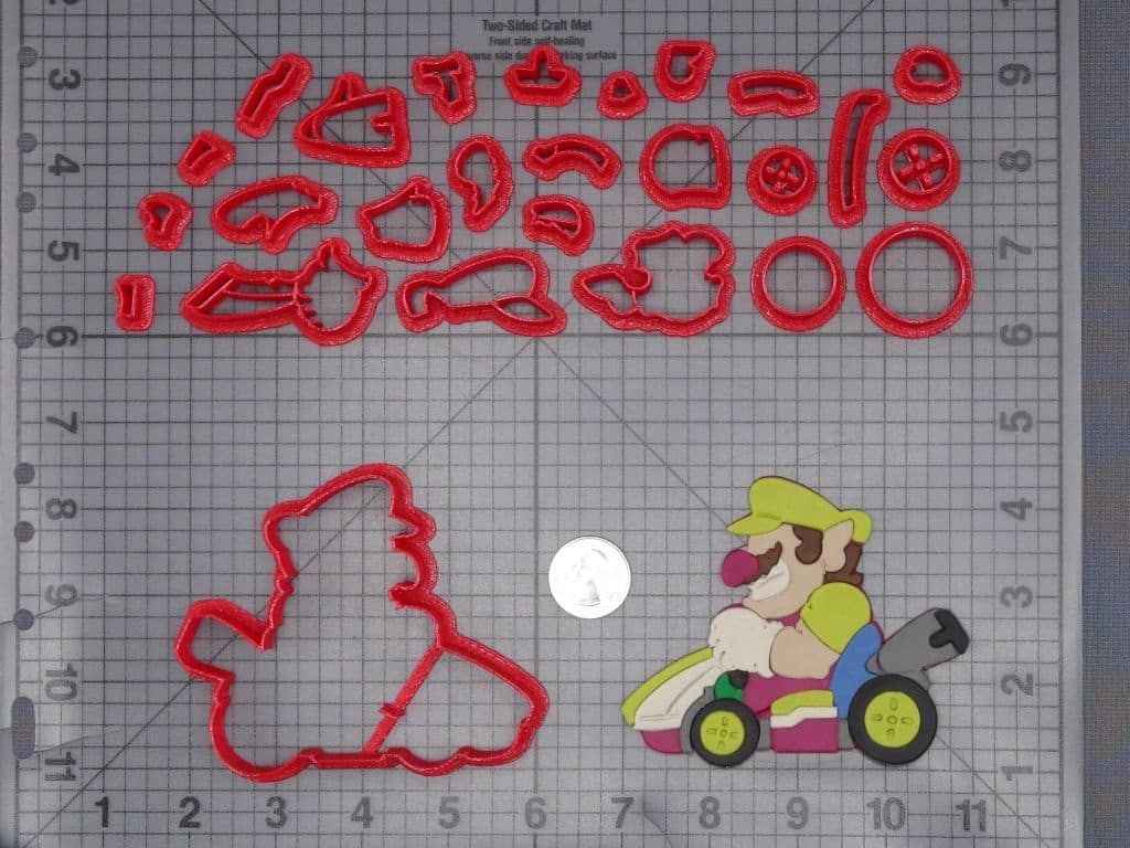 Super Mario - Wario in Kart 266-I943 Cookie Cutter Set