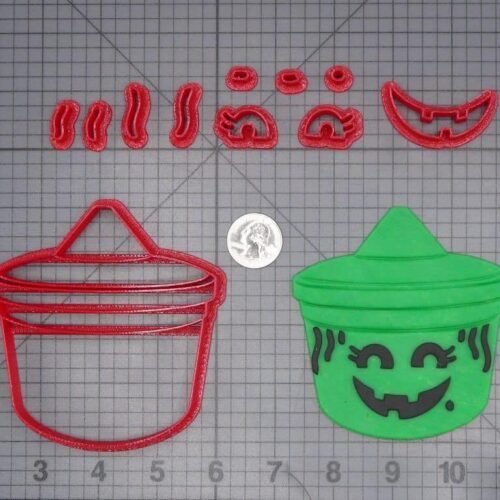 McDonalds - McWitch Bucket 266-J314 Cookie Cutter Set