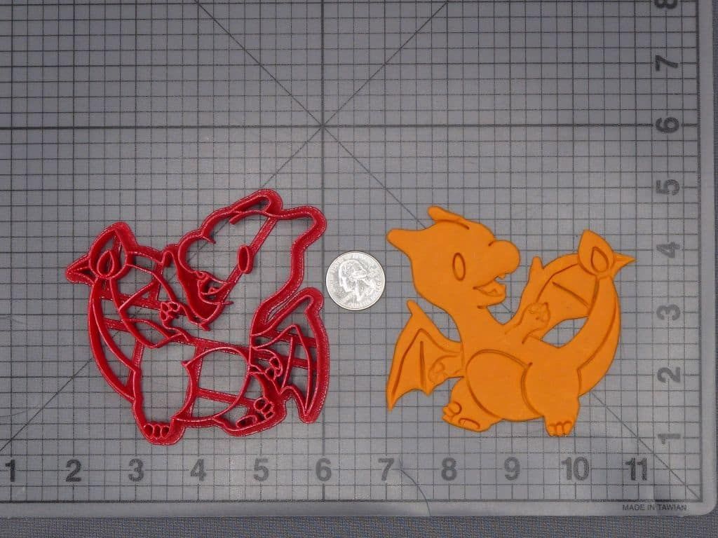 Pokemon - Charizard Body 266-J849 Cookie Cutter