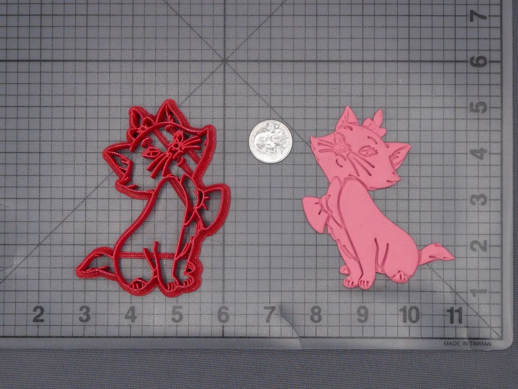 Aristocats - Marie Cat Body 266-K618 Cookie Cutter