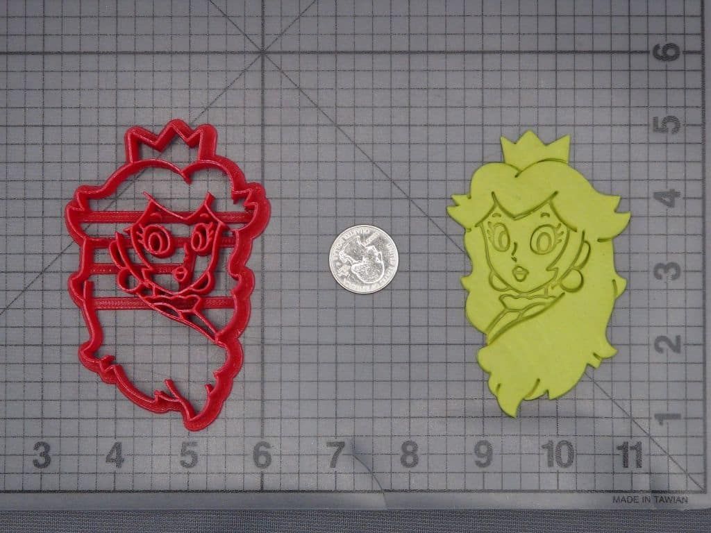 Super Mario - Peach 266-K480 Cookie Cutter