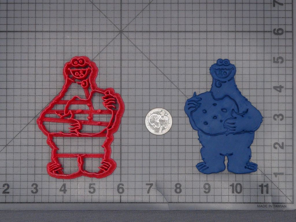 Sesame Street - Cookie Monster Body 266-K689 Cookie Cutter