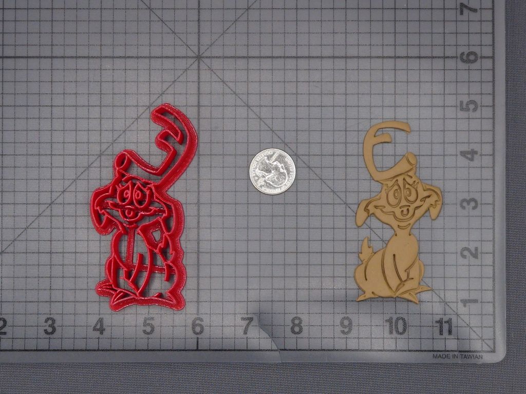 How the Grinch Stole Christmas - Max Dog Body 266-L112 Cookie Cutter