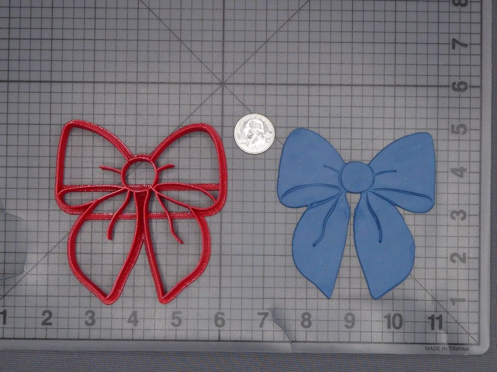 Bow 266-L176 Cookie Cutter