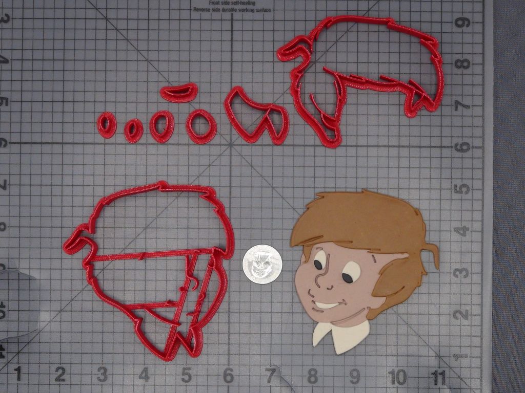 Winnie the Pooh - Christoper Robin Head 266-L341 Cookie Cutter Set