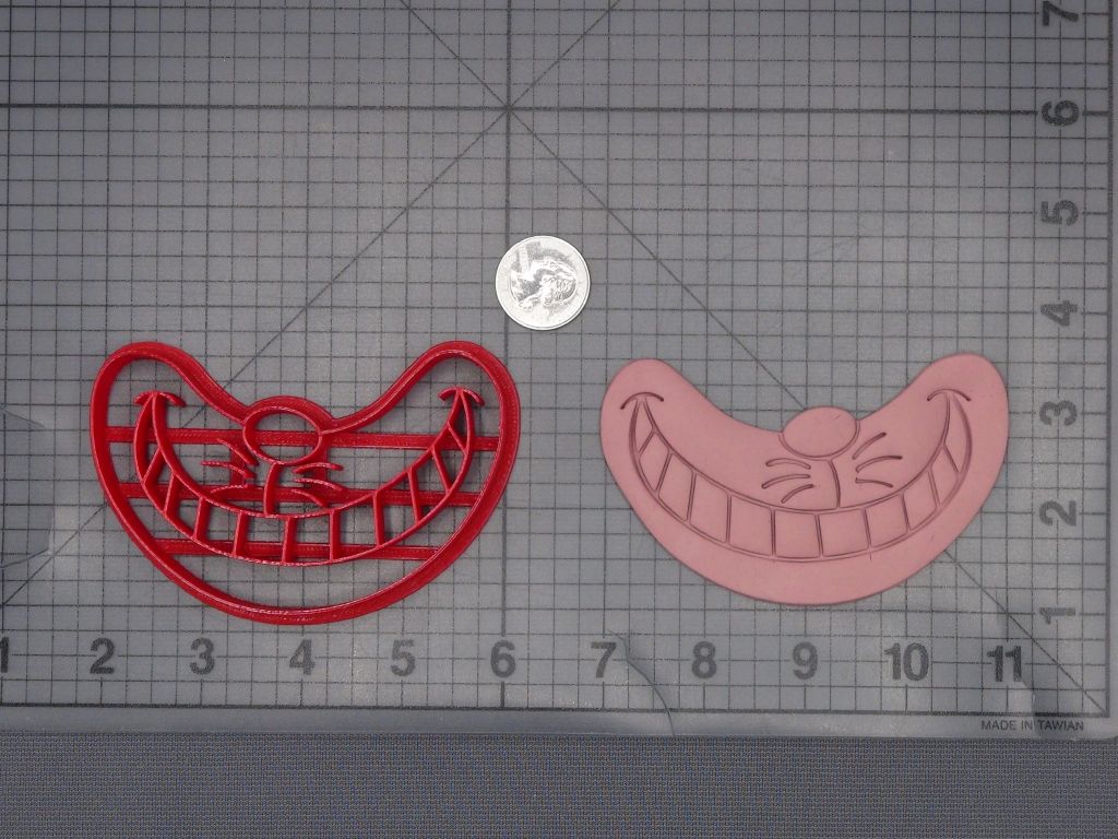 Alice in Wonderland - Cheshire Cat Smile 266-L604 Cookie Cutter